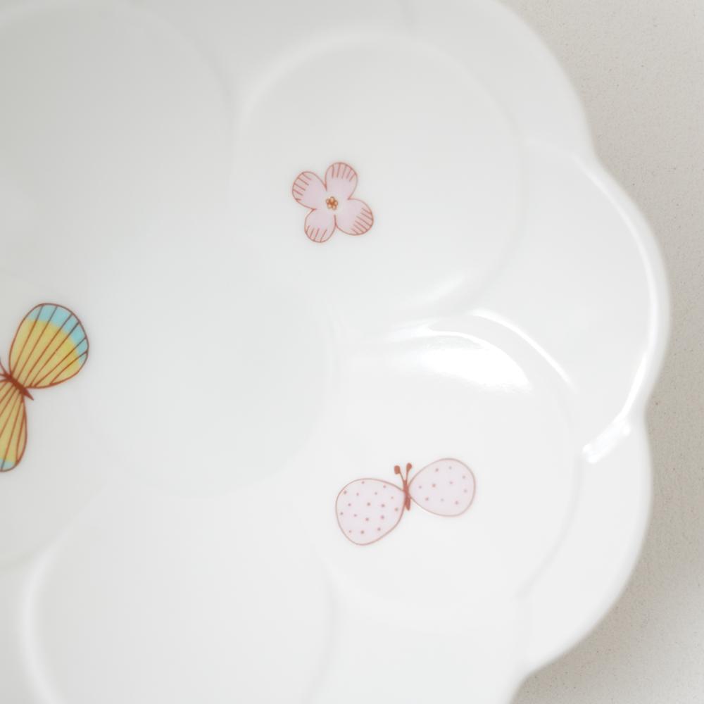 九谷焼 チョウ中鉢［ピンク］｜ 四季折々のおしゃれな和食器通販サイト