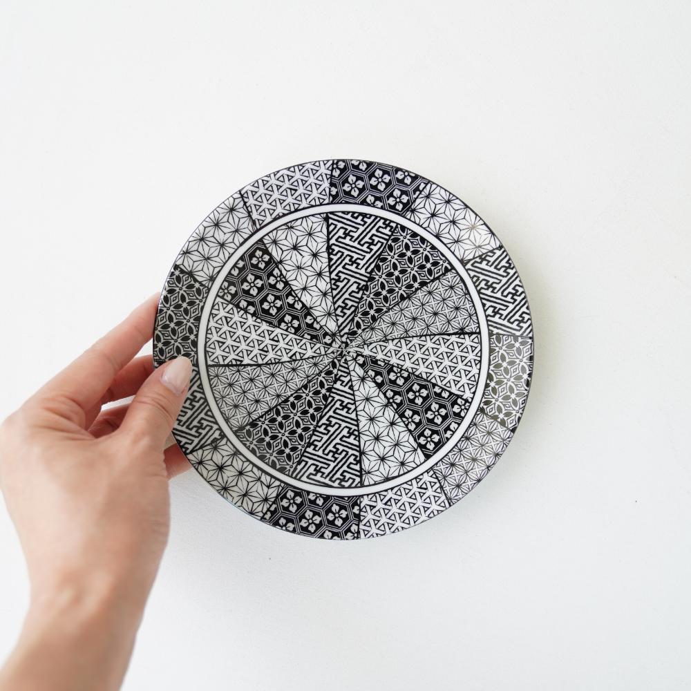 銀製皿 直径約27cm 専用ケース付き 銀襴手 17cm皿｜ 四季折々のおしゃれな和食器通販サイト FOURGRACE