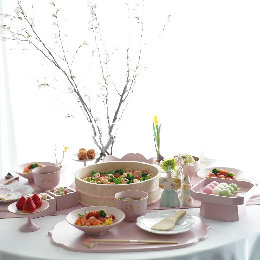 【予約/2月下旬頃出荷】越前漆器 稜花木製折敷 ピンク 48cm×30cm