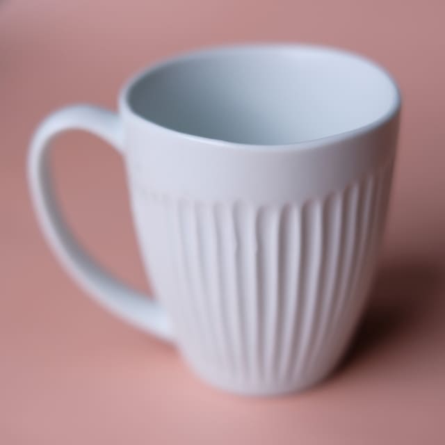 波佐見焼　白マット　しのぎ　マグカップ