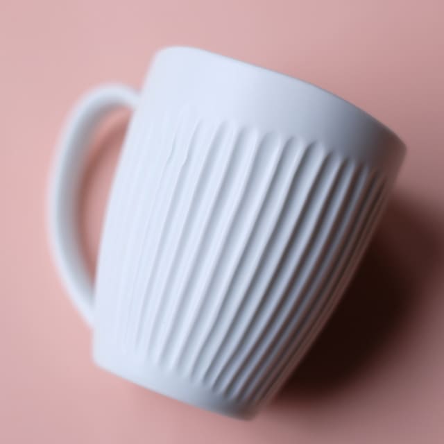 波佐見焼　白マット　しのぎ　マグカップ