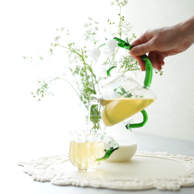 ガラスティーポット Muguet ｜ 四季折々のおしゃれな和食器通販サイト