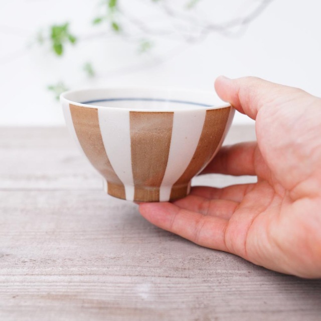 刷毛十草茶碗 茶