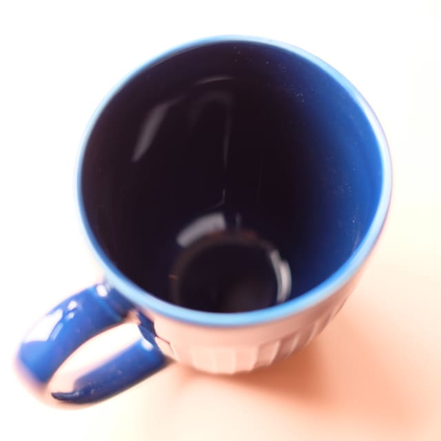 波佐見焼　ルリ釉　しのぎ　マグカップ