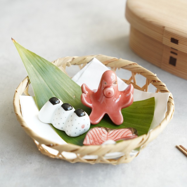 波佐見焼　お弁当(タコウインナー･鮭･おにぎり)お箸置き　3点セット