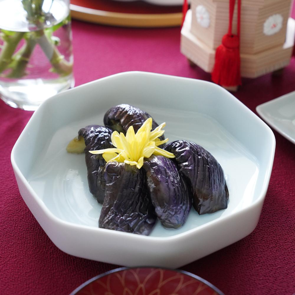 瑞季 八角鉢 青白磁 ｜ 四季折々のおしゃれな和食器通販サイト