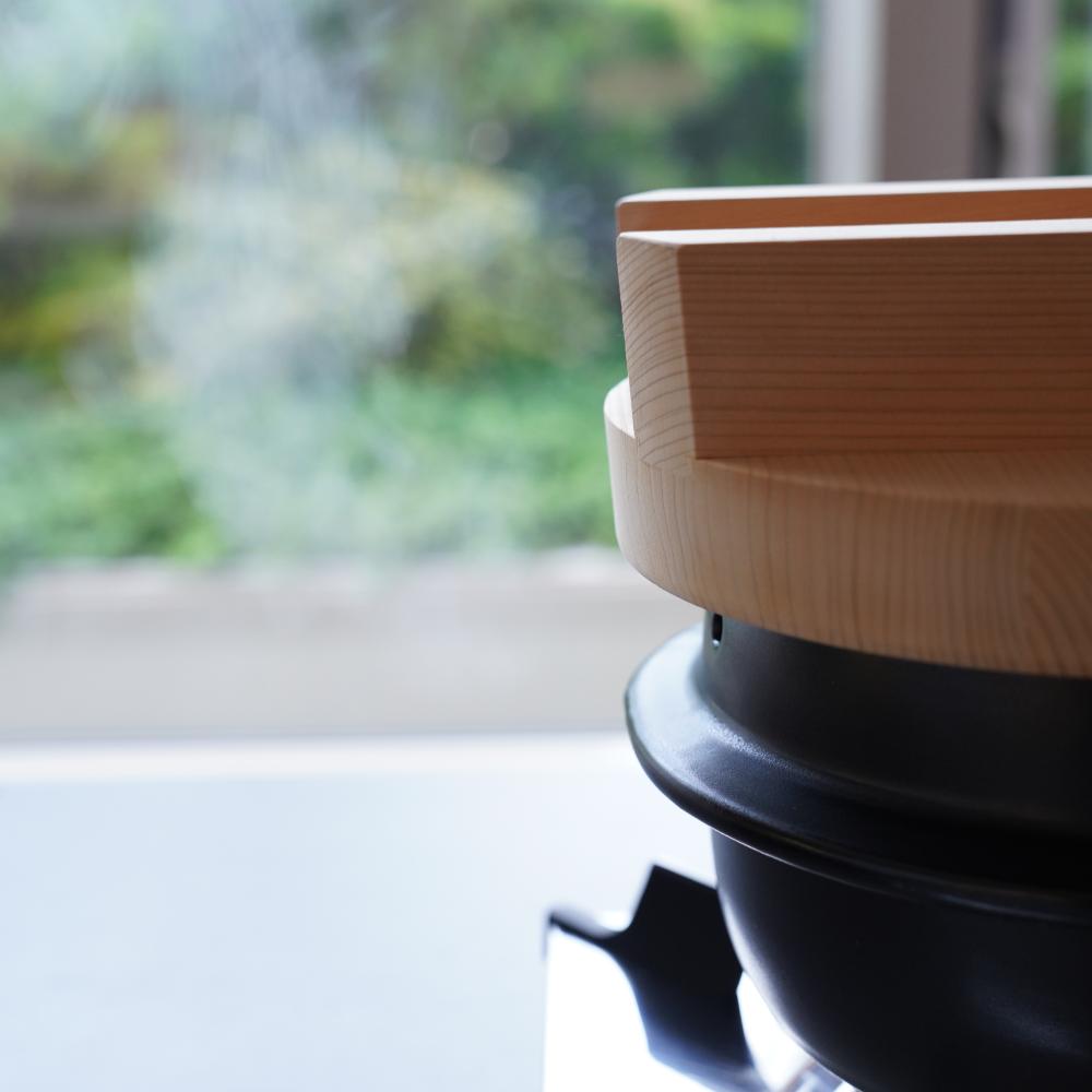 【土鍋職人のこだわり】萬古焼 羽釜 3合ごはん鍋 (敷板・しゃもじ付)