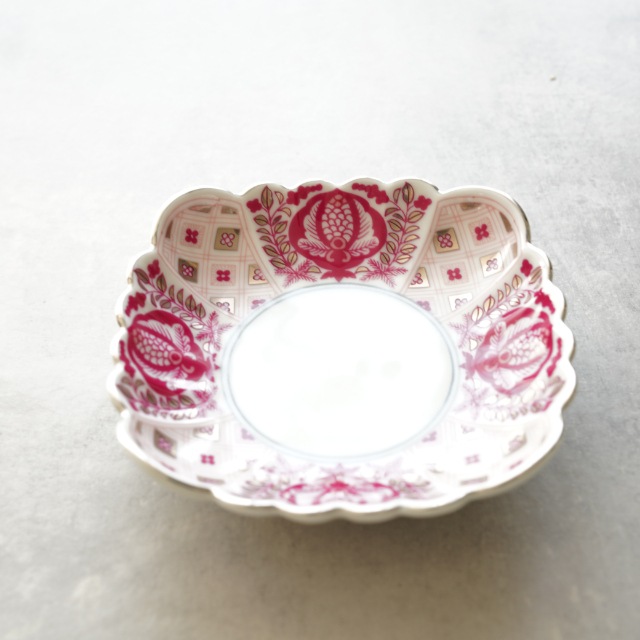 波佐見焼　花紅 小皿 beni