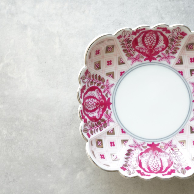 波佐見焼　花紅 小皿 beni