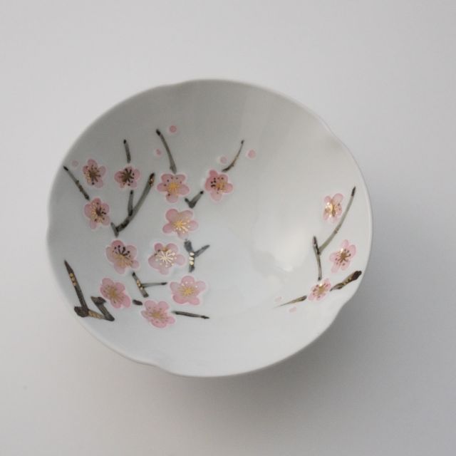伊万里焼　一珍紅梅　五方押鉢