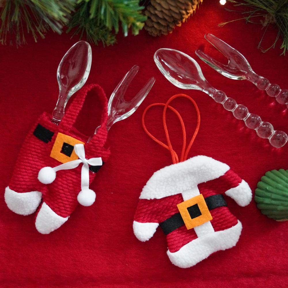 【2点セット】サンタさんのお洋服　カトラリーホルダー