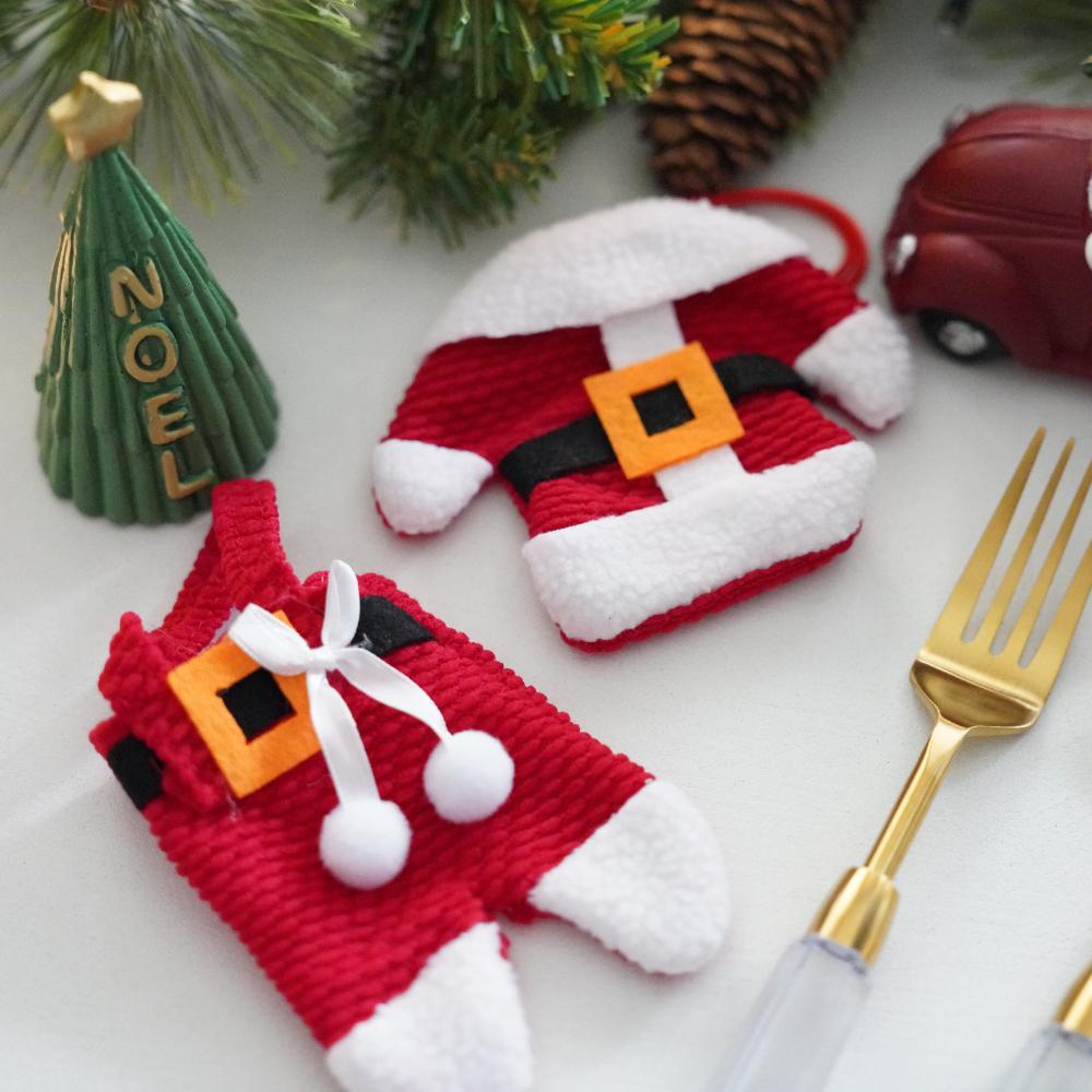 【2点セット】サンタさんのお洋服　カトラリーホルダー