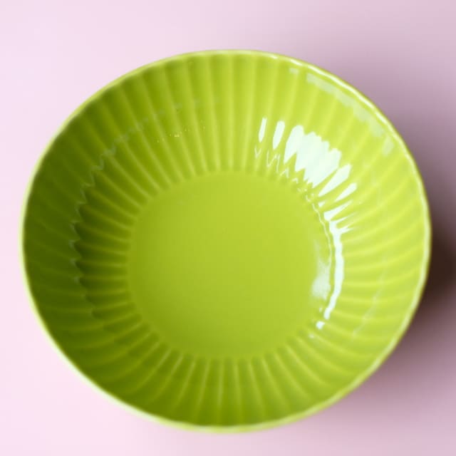 波佐見焼   若草釉　しのぎ　小鉢