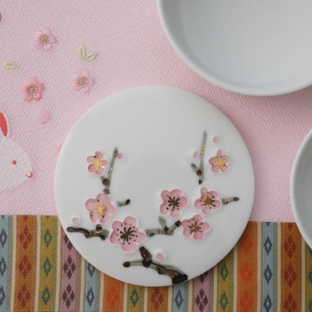 伊万里焼　一珍紅梅　二段重