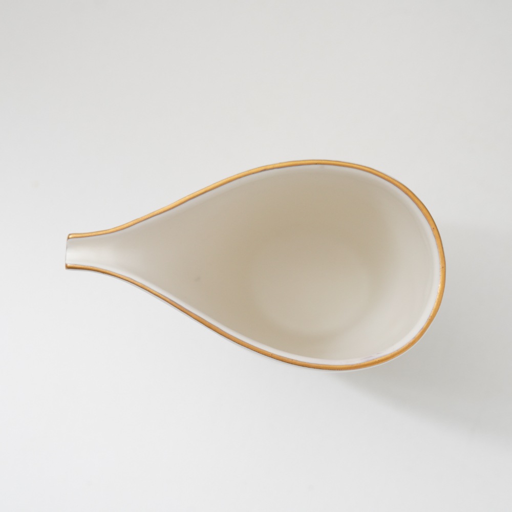 白マット（渕金）片口注器