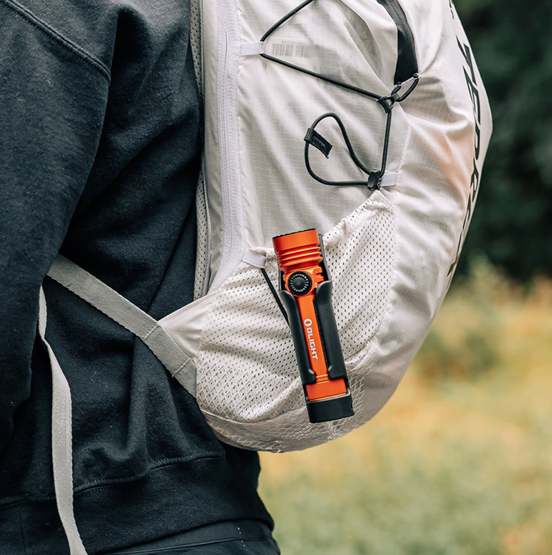 OLIGHT Seeker 4 Pro【オーライト シーカーフォープロ】 | ハンディー