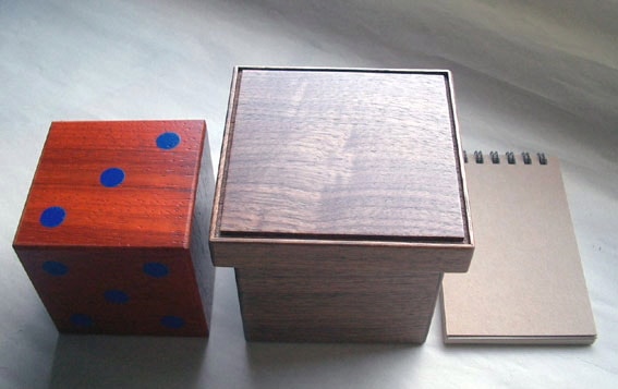 ミステリアス・ダイスボックス