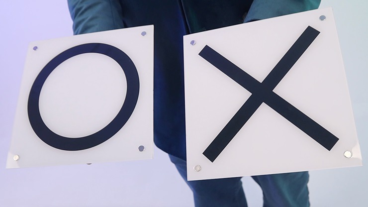 チックタックトープロV2 （三目並べで予言）