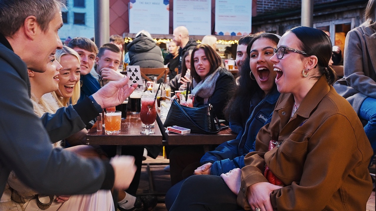 究極のバニシングデック(目の前でデックが1枚のカードに変化)