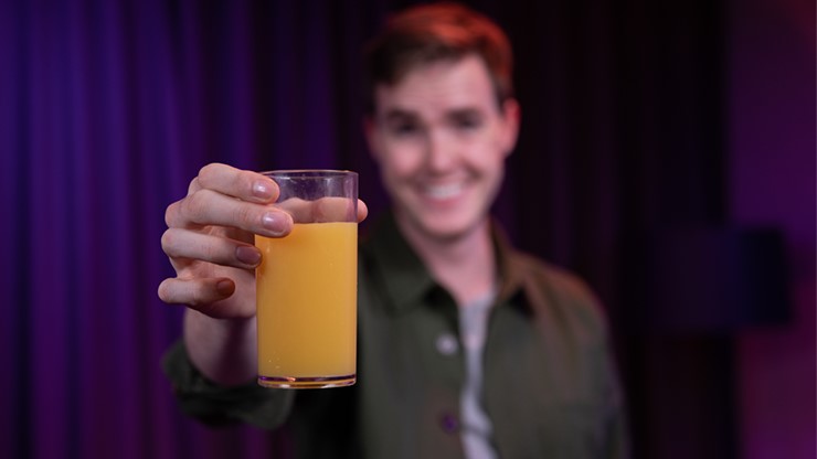 アピアリング・グラス（グラスいっぱいの液体を瞬時に出現）