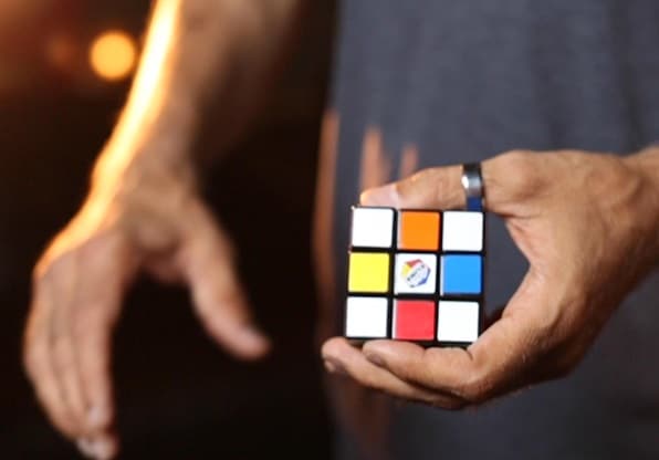 エンチャンテッド・キューブ