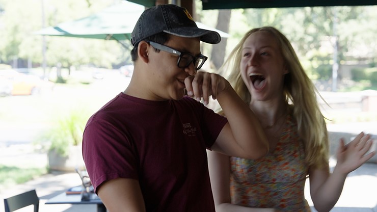 スティッチ（目の前で指切断イリュージョン）