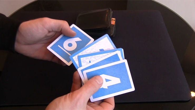 SaturnMagic：アウト・オブザ・ブルー（合計数を予言）