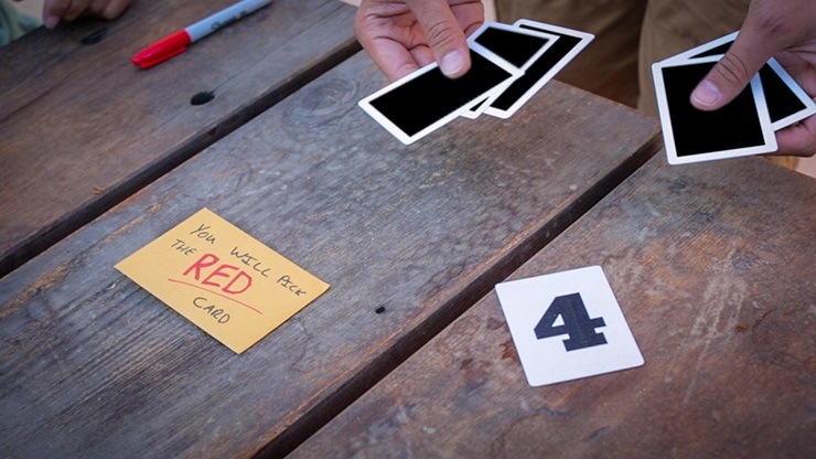 レッド・プリディクション（選択したカードを予言）