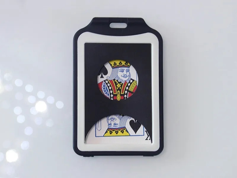 VIPカード・コンプレッション(カードの圧縮)