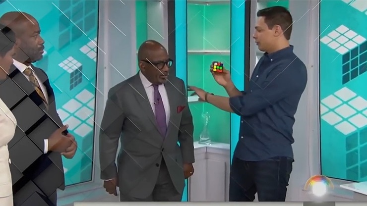 キューブ・ソルーション（初の観客が揃えるキューブ）