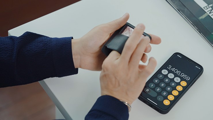 マグスイッチ（スマホと携帯するスイッチデバイス）