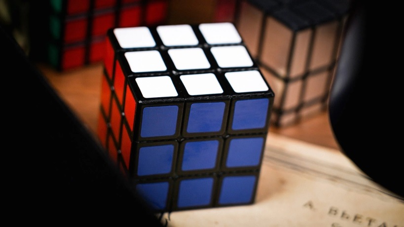 タイムキューブ(箱に秘められたキューブの秘密)