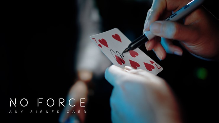 バウンス（観客のシャツをサインカードが貫通する）