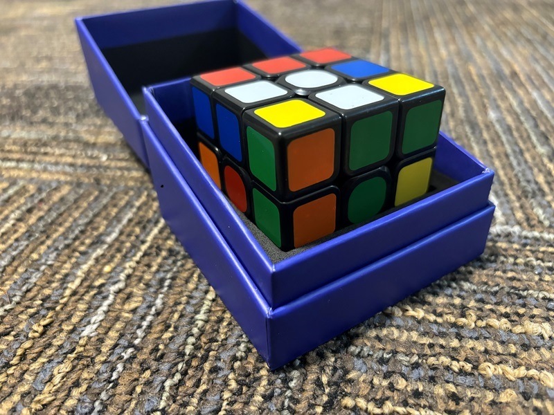 アルティメットキューブ（一瞬で揃う！さらに全面赤に