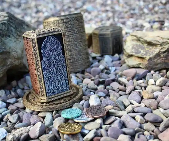 運命のアステカ・モノリス（謎めいた遺物が未来を見通す）