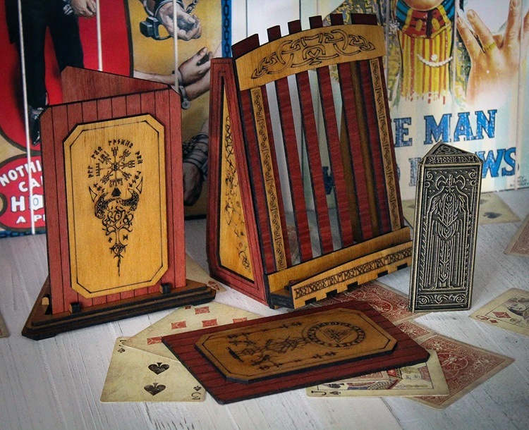 トライアングルミステリー(何もない空間から出現)