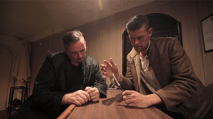 フローティング・シャーピー（シャーピーが浮遊して移動！）