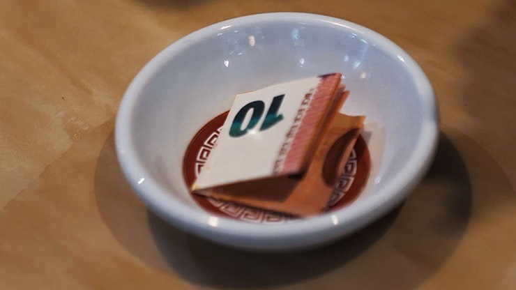 スイッチ・カップ（小皿でスイッチ）