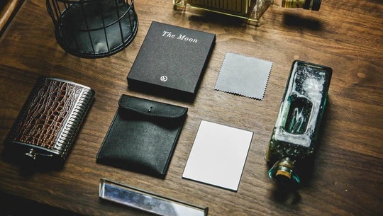 ザ・ムーン（ミラーを使ったコイン・ルーティン）