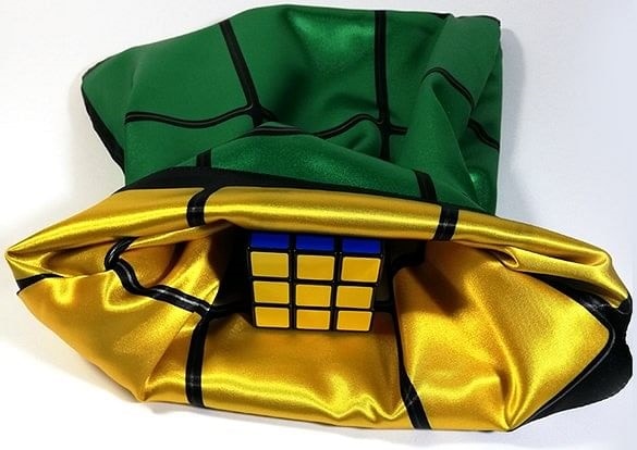 キュービック（カメレオンバッグを現代風にアレンジ）