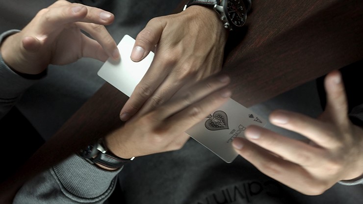 ワームホール（一瞬で美しい消失）