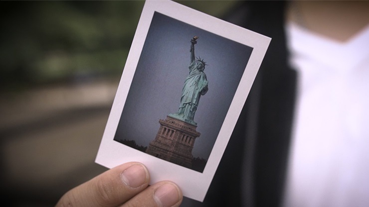 プロジェクト・ポラロイド（写真が一瞬で変化）｜カードマジック,変化