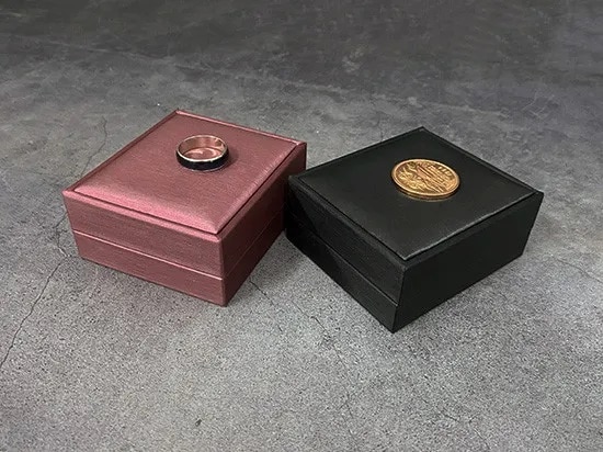 ミステリアス・ギフトボックス（小物が一瞬で変化）｜サイキック