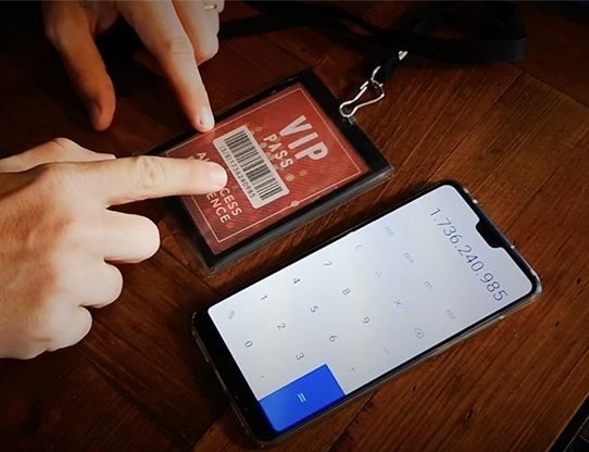 VIPパス（サインカードがパスケースに）｜カードマジック,変化