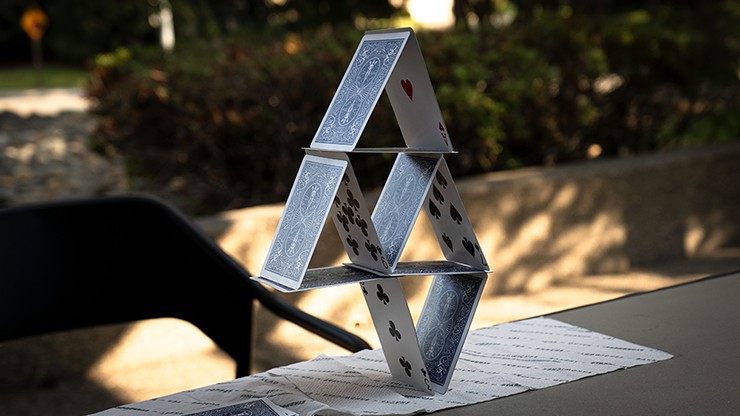 オンエッジ（驚異的なカードキャッスル・バランス）｜サイキック