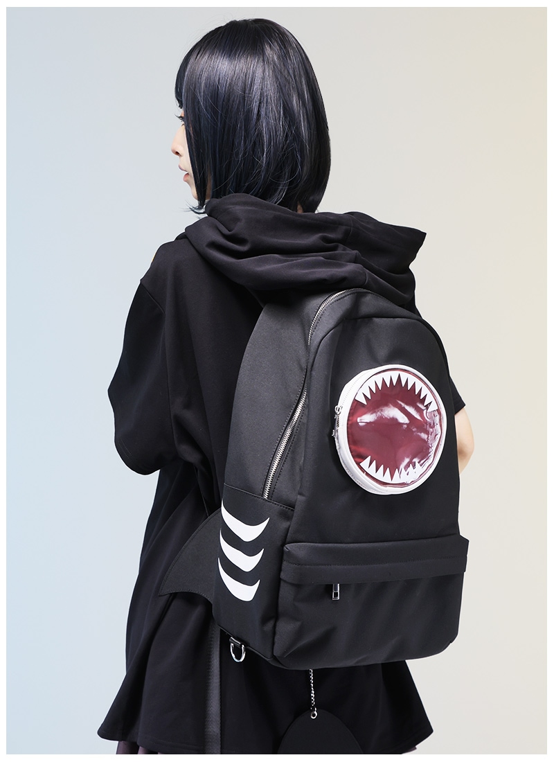 人気アイテムリバイバル＊飛び出し注意！シャーク福袋 ｜ Favorite