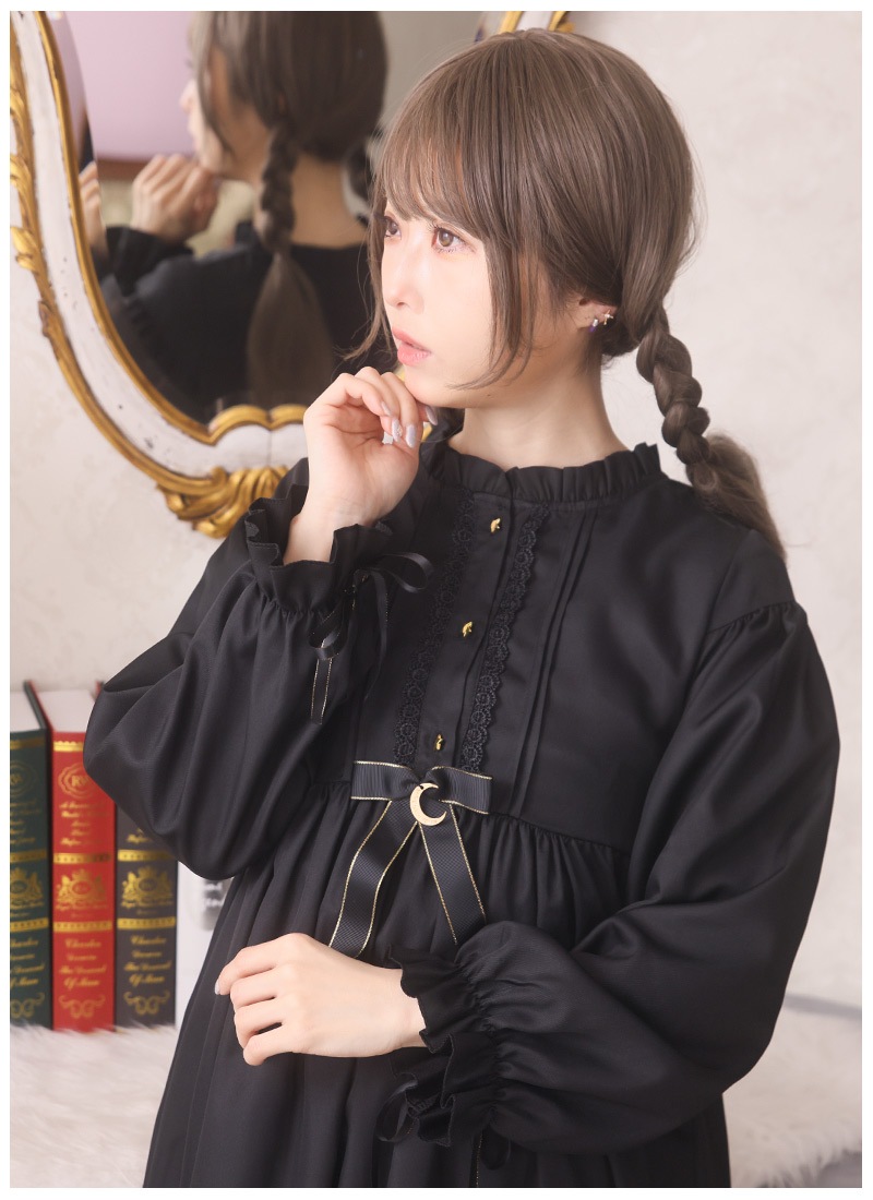 いちご　休日と詩 ボンボンパンツ、HIYORIワンピース いちご 休日と詩 ボンボンパンツ、HIYORIワンピース 休日と詩