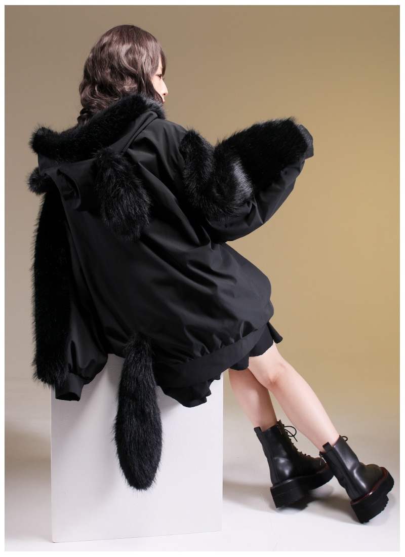 魔法使いの嫁 コラボ ルツのマウンテンパーカー ｜ Favorite