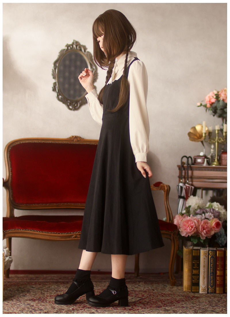 エンブレムブローチ付 レトロワンピース