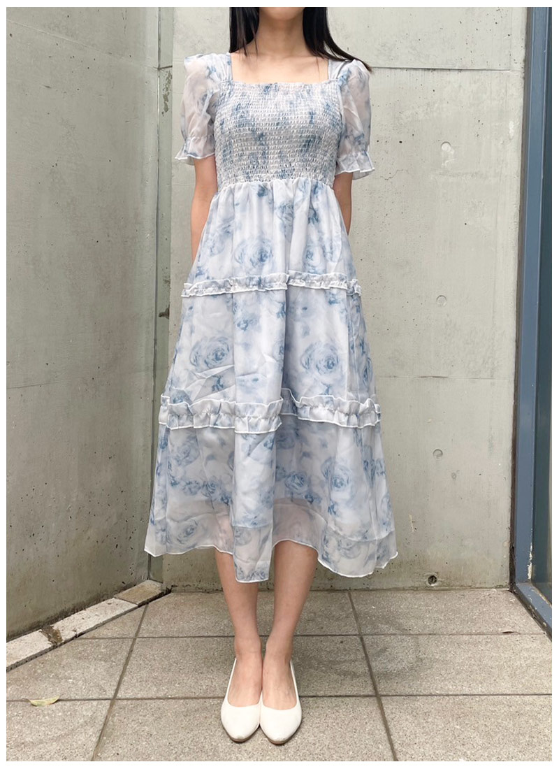 最短即日出荷】【買い付け商品】ワンピース 花柄 ブルー 水色 半袖